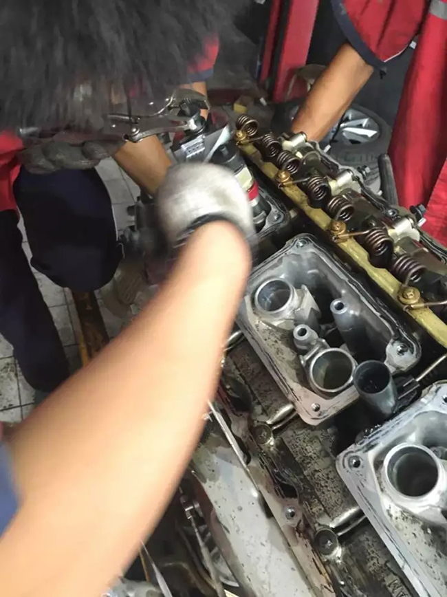 剎車片磨損感應是什么原理？